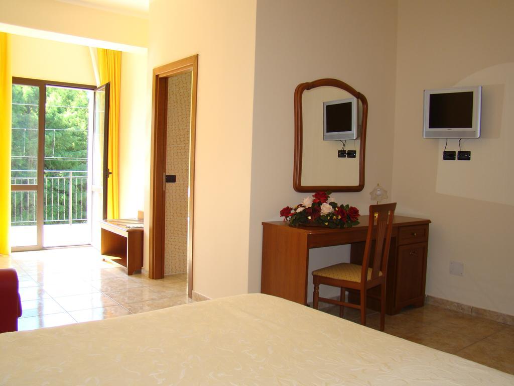 Hotel Ristorante111 Villapiana Chambre photo
