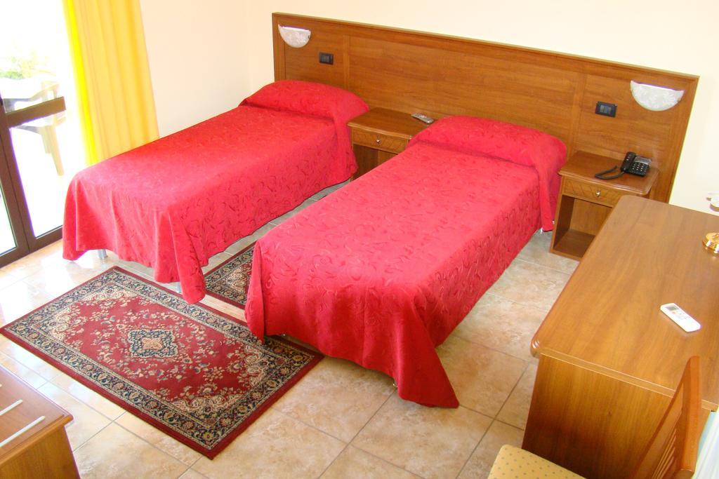 Hotel Ristorante111 Villapiana Chambre photo