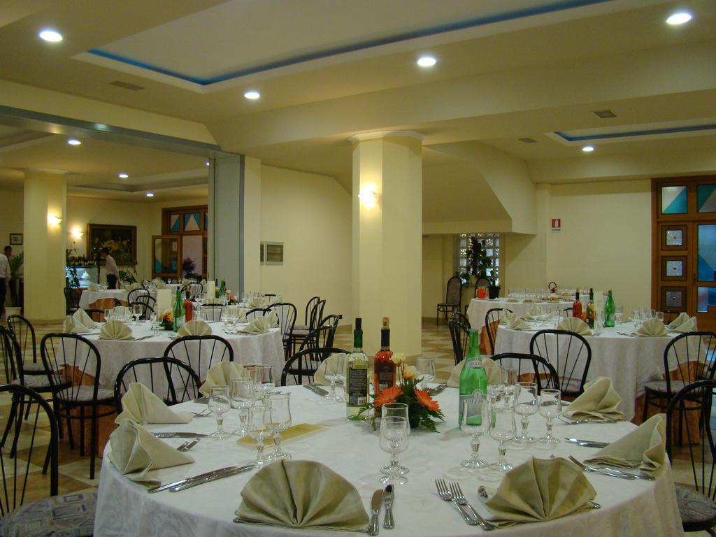 Hotel Ristorante111 Villapiana Extérieur photo
