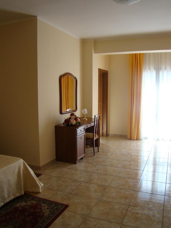 Hotel Ristorante111 Villapiana Chambre photo
